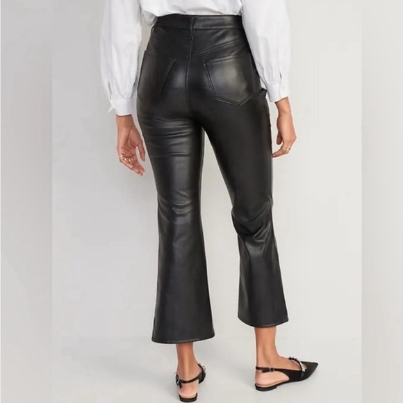 Old Navy Higher High-Waisted Faux-Leather Cropped Flare Pants - Picture 2 of 13